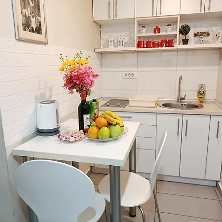 Urban Garden - Iris Apartament Belgrad